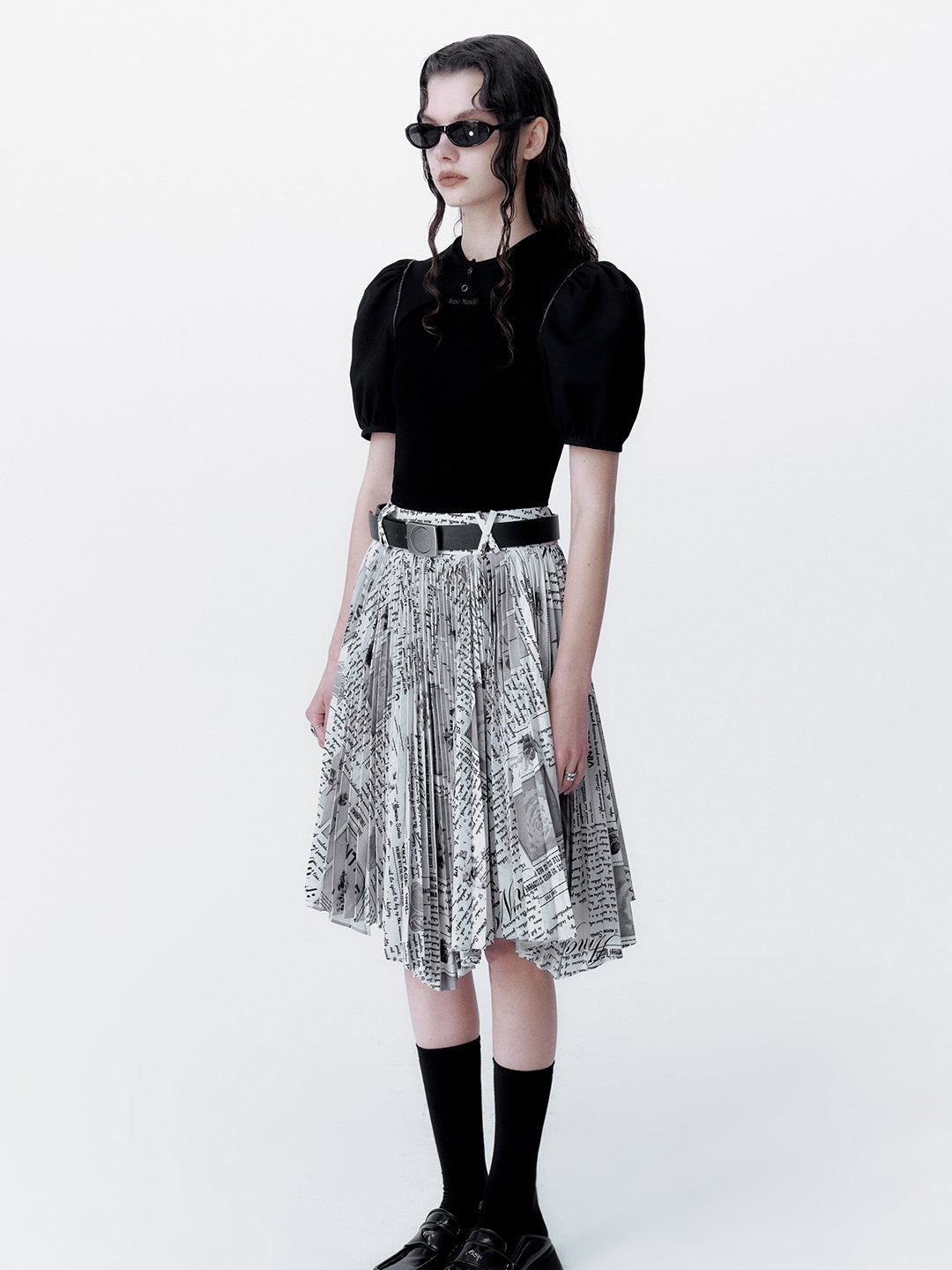 Hem Pleats Flare Letter Skirt