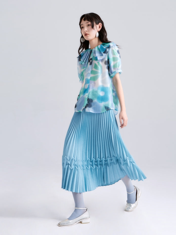 THREE-DIMENSIONAL PLEATED SKIRT