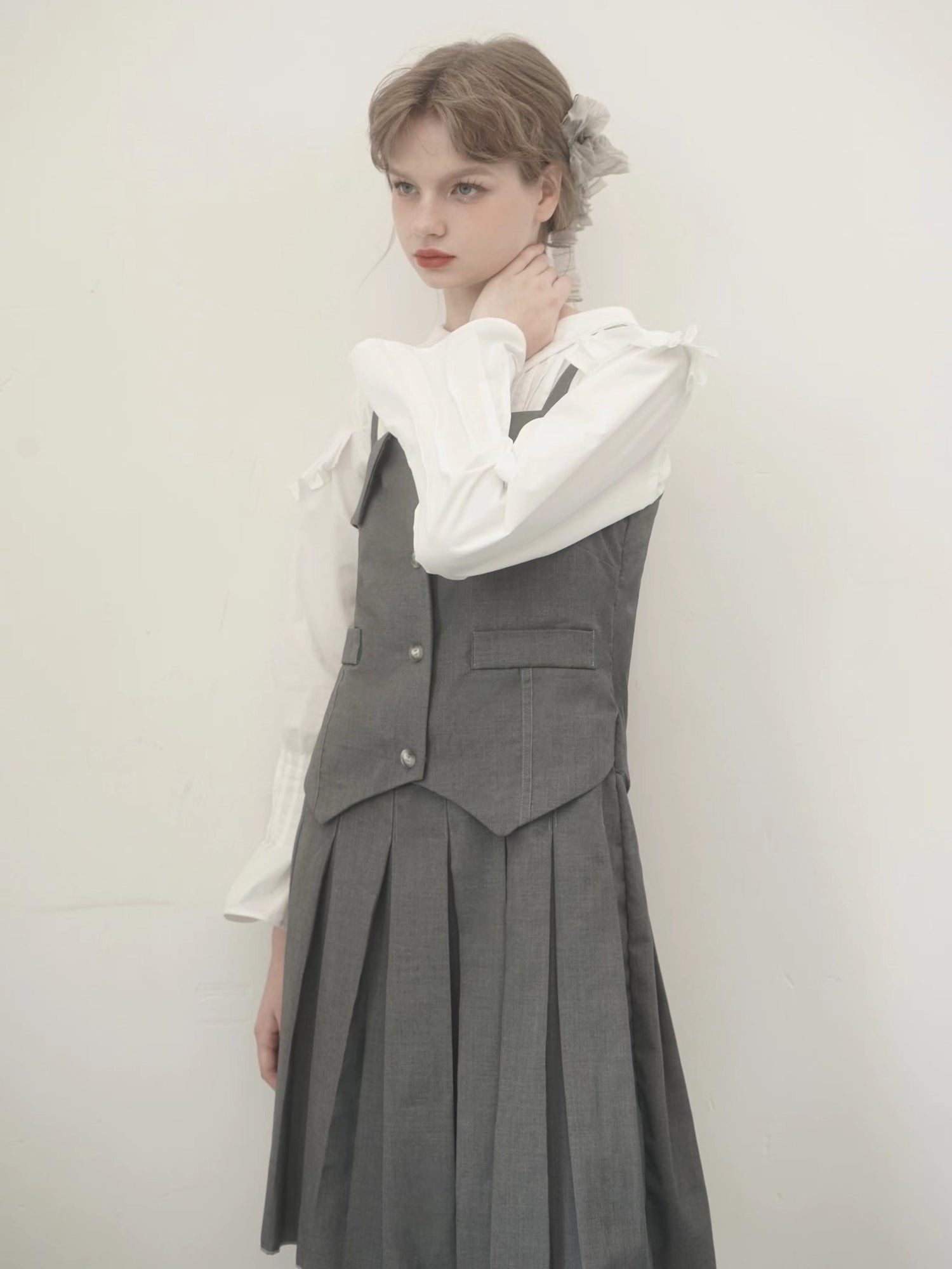 Fake Two-piece Pleated Suspender Dress