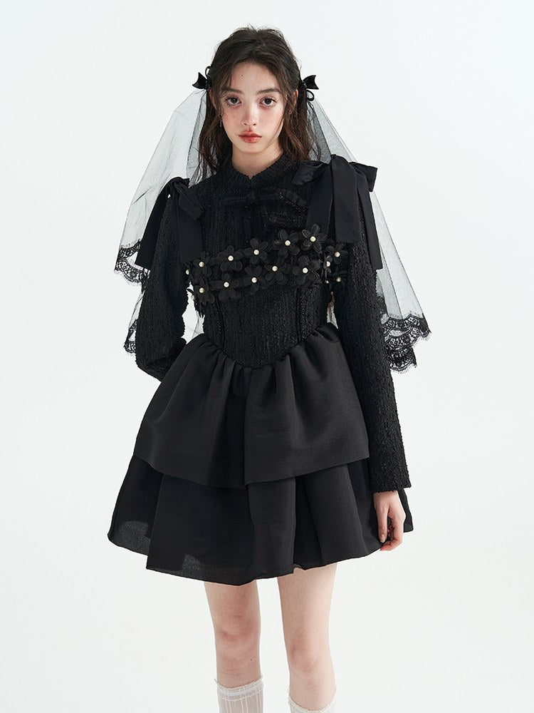 Robe noire tuftée