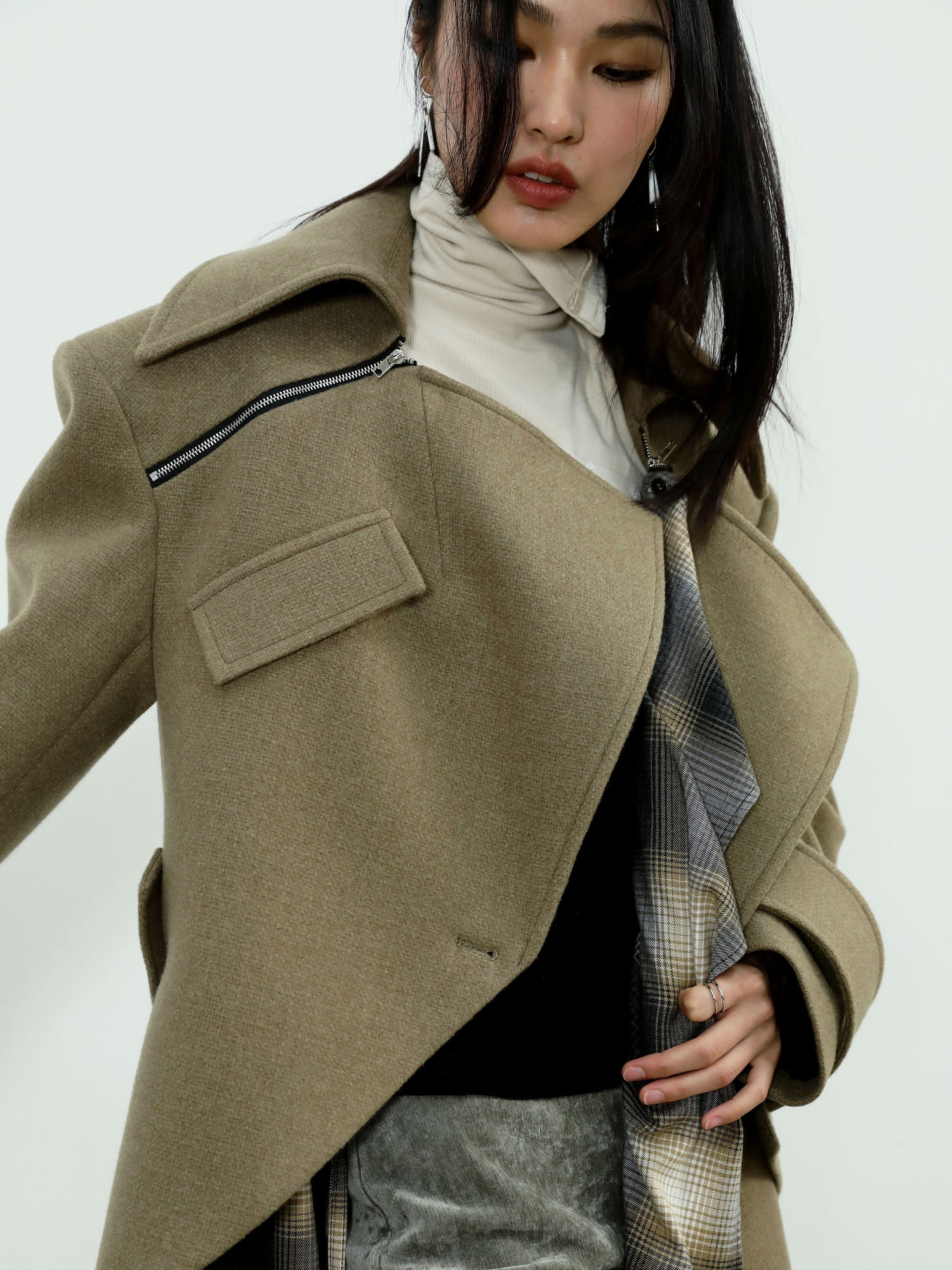 Fake Two Pieces Asymmetric Woolen COAT