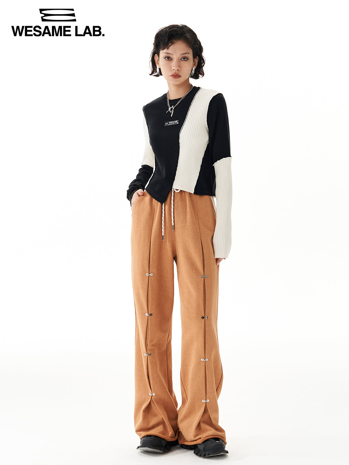 Monotone Asymmetry Nichi Knit