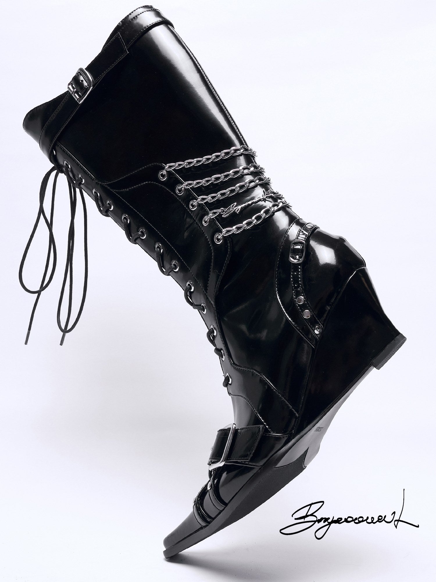 Pointed-toe Wedge Heel Lace-Up Boots