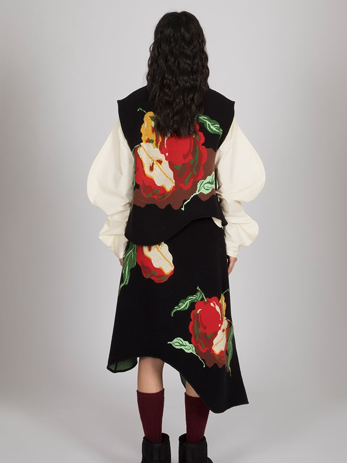 Apple Pattern Irregular Arc Hem Knitted Vest