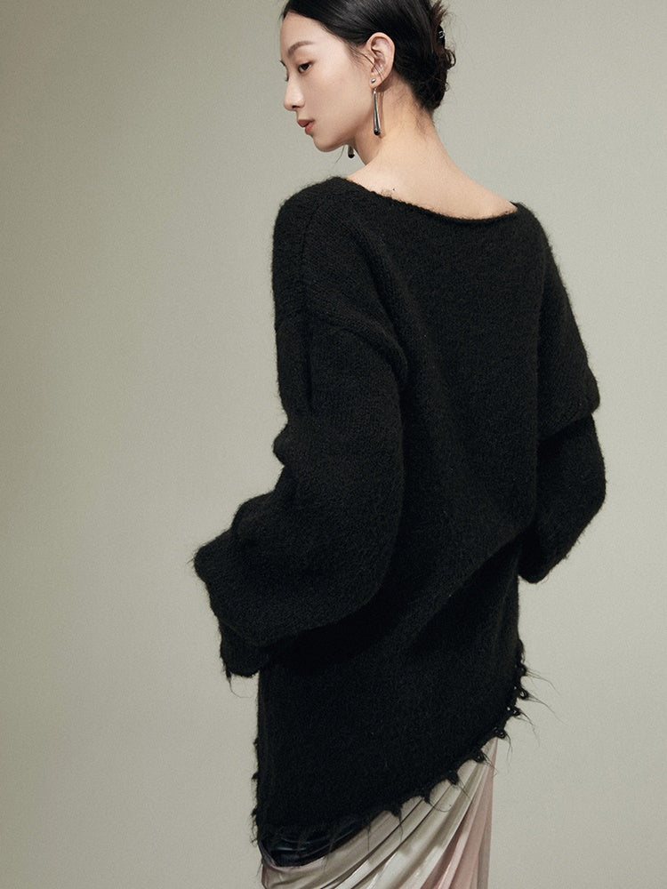 IRREGULAR RAW EDGE HOLE SWEATER