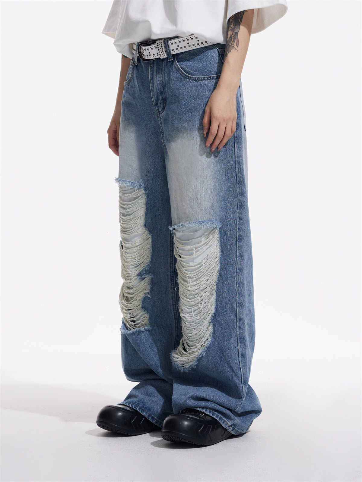 LOOSE STRAIGHT DAMAGE JEANS