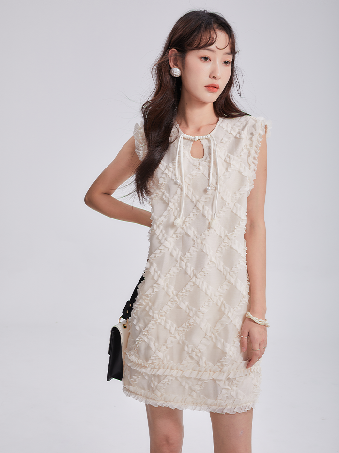 Rhombic Tie And Buckle Sleeveless Dress