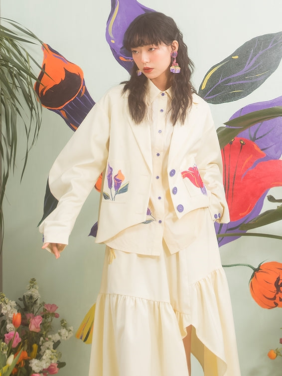 Flower Embroidery Arc-Sleeed Suit Jacket