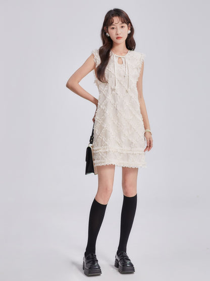 Rhombic Tie and Buckle Sleevels Dress Dress