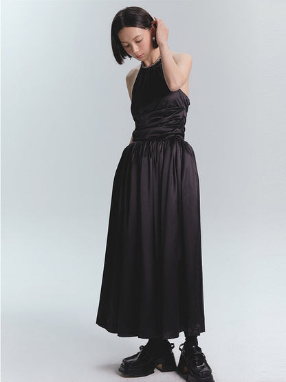 Robe maxi satin halterneck