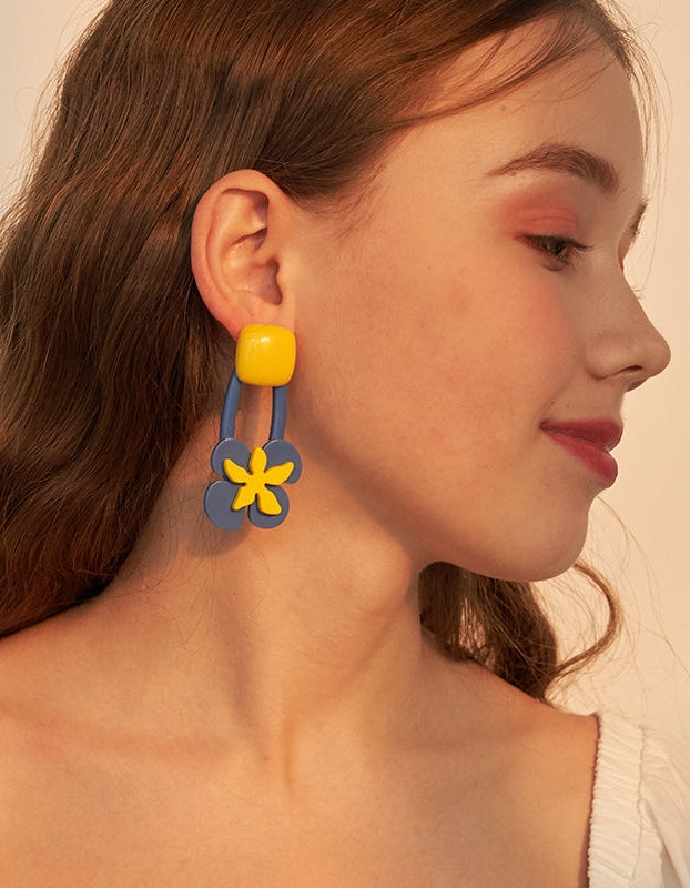 Small Yellow Flower Earlings